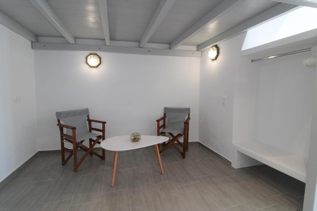 1870 House 1&2 Apartment Plaka  Exterior photo